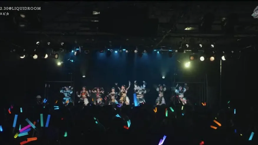 観客と一体になったライブパフォーマンス